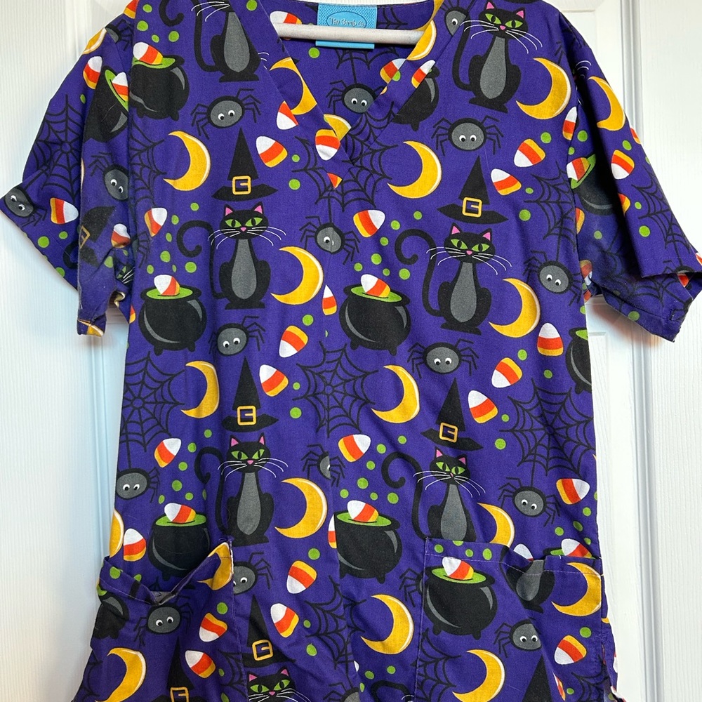 Women’s Halloween Scrub Top
